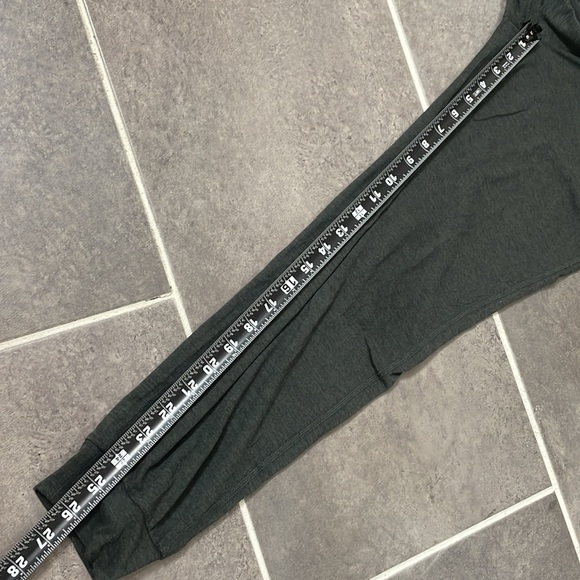 Vuori All Day Romper size XS - Picture 8 of 9